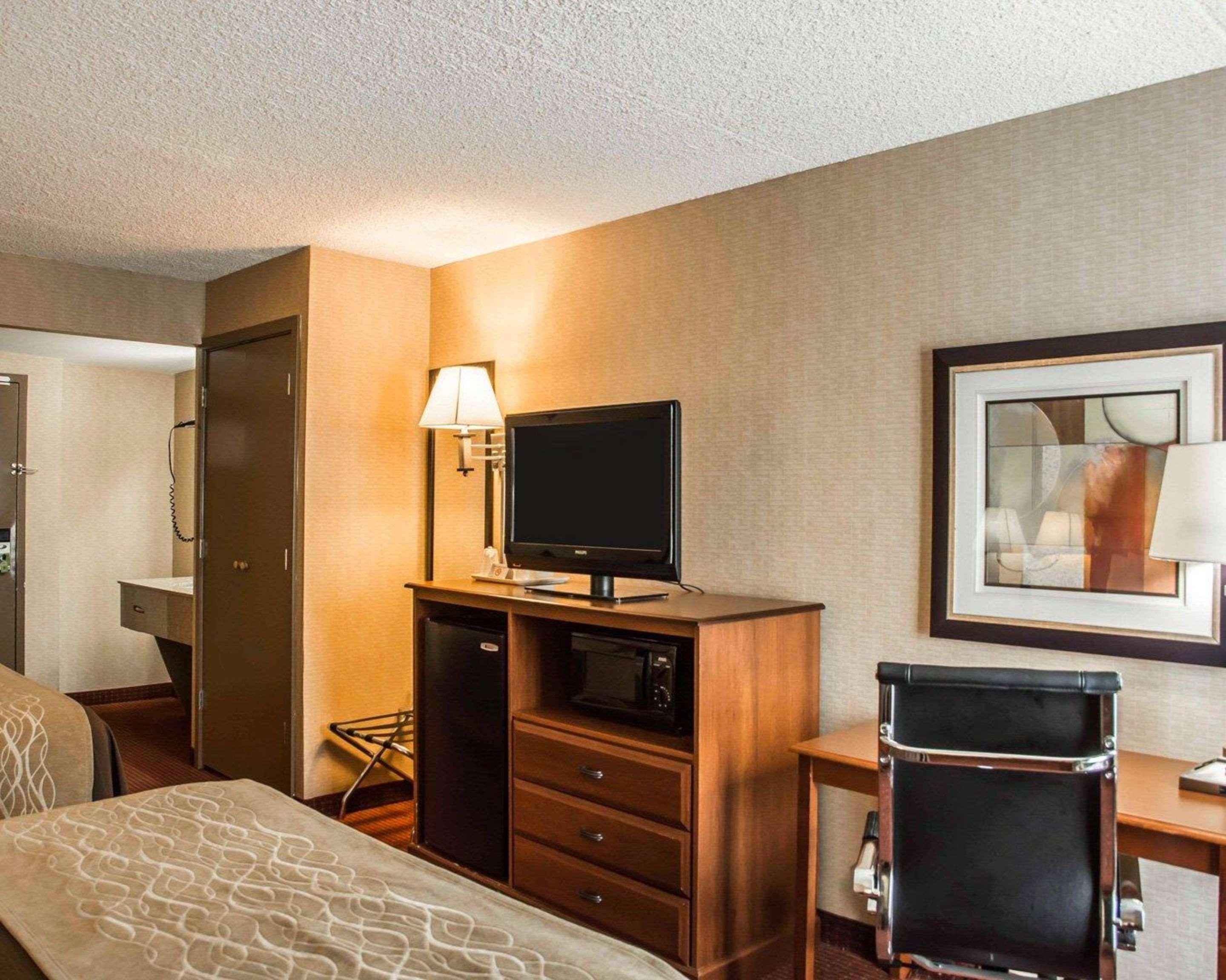 Quality Inn Springboro West Exteriér fotografie