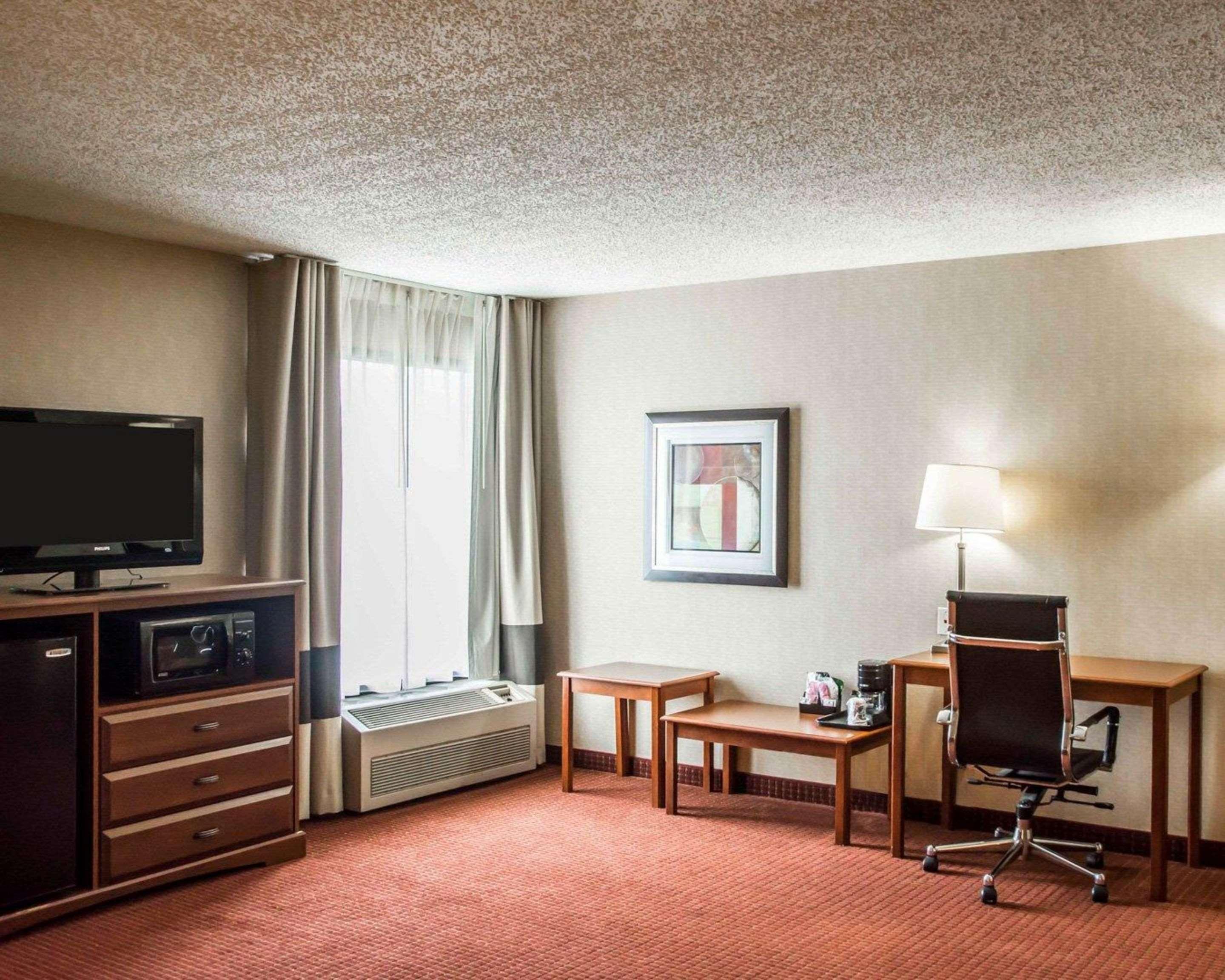 Quality Inn Springboro West Exteriér fotografie