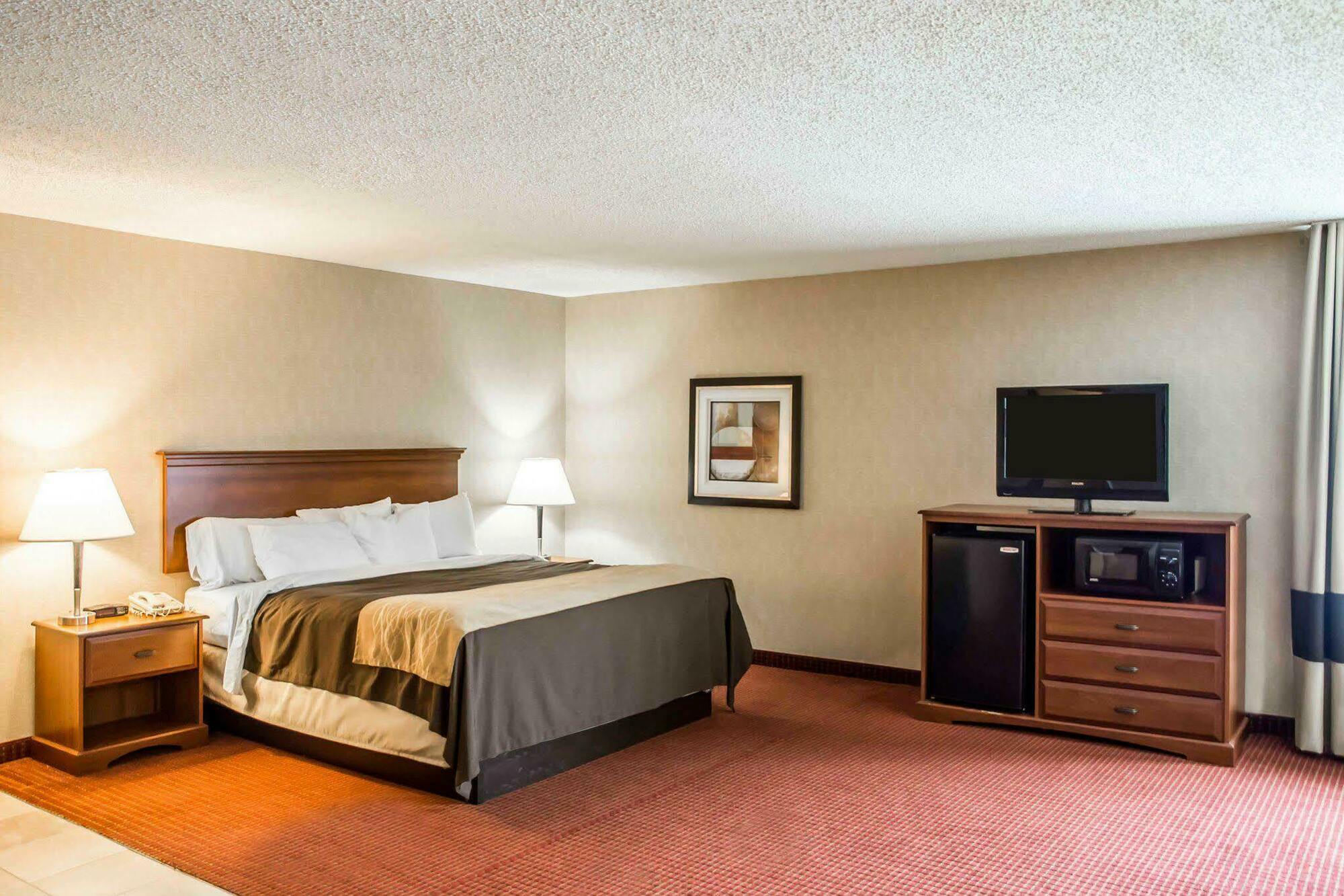 Quality Inn Springboro West Exteriér fotografie