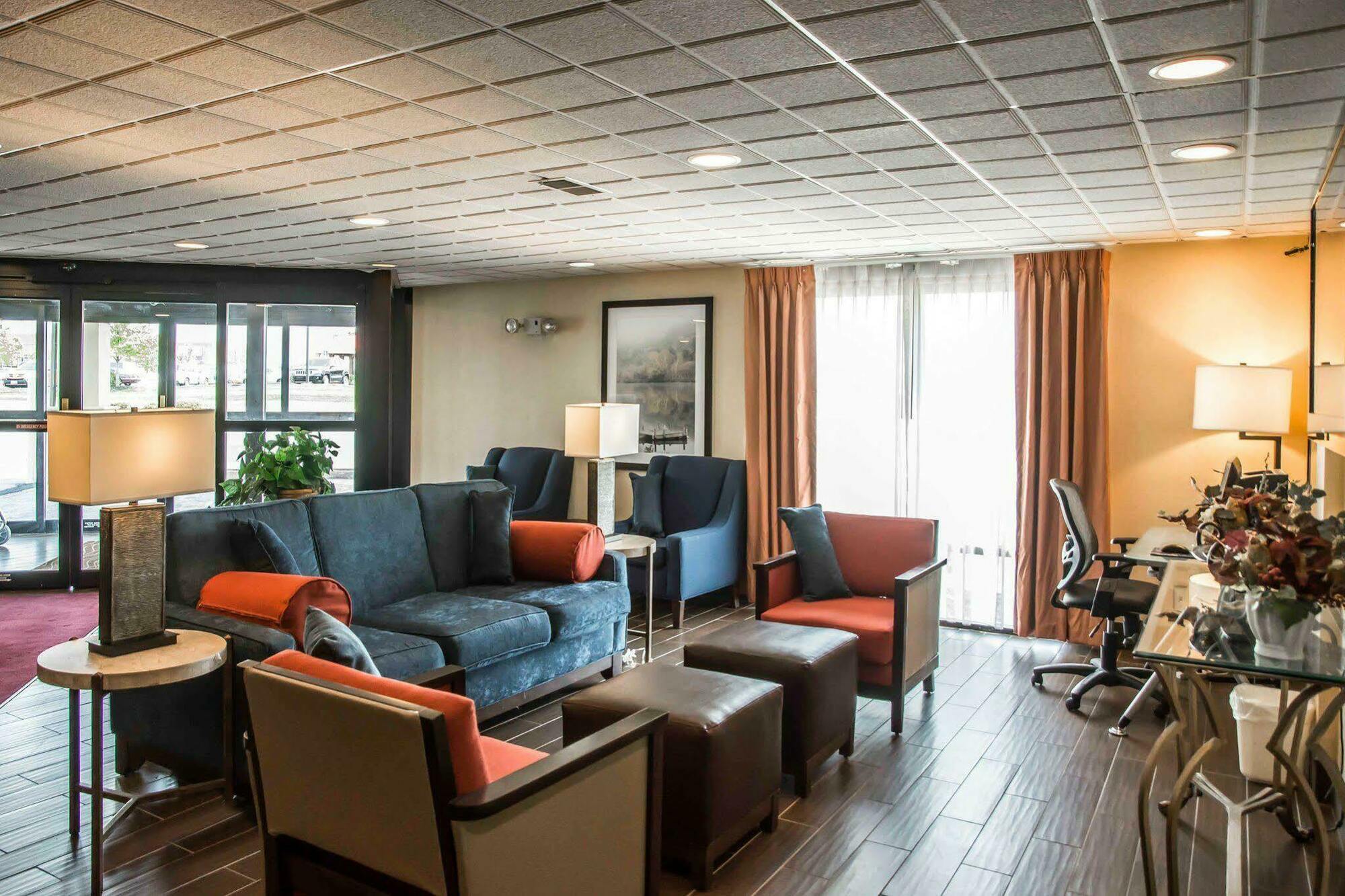 Quality Inn Springboro West Exteriér fotografie